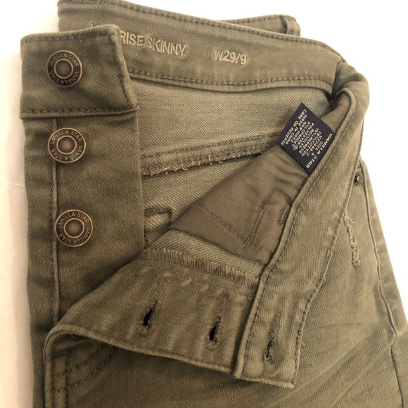 High Rise Skinny denim - Picture 2 of 6